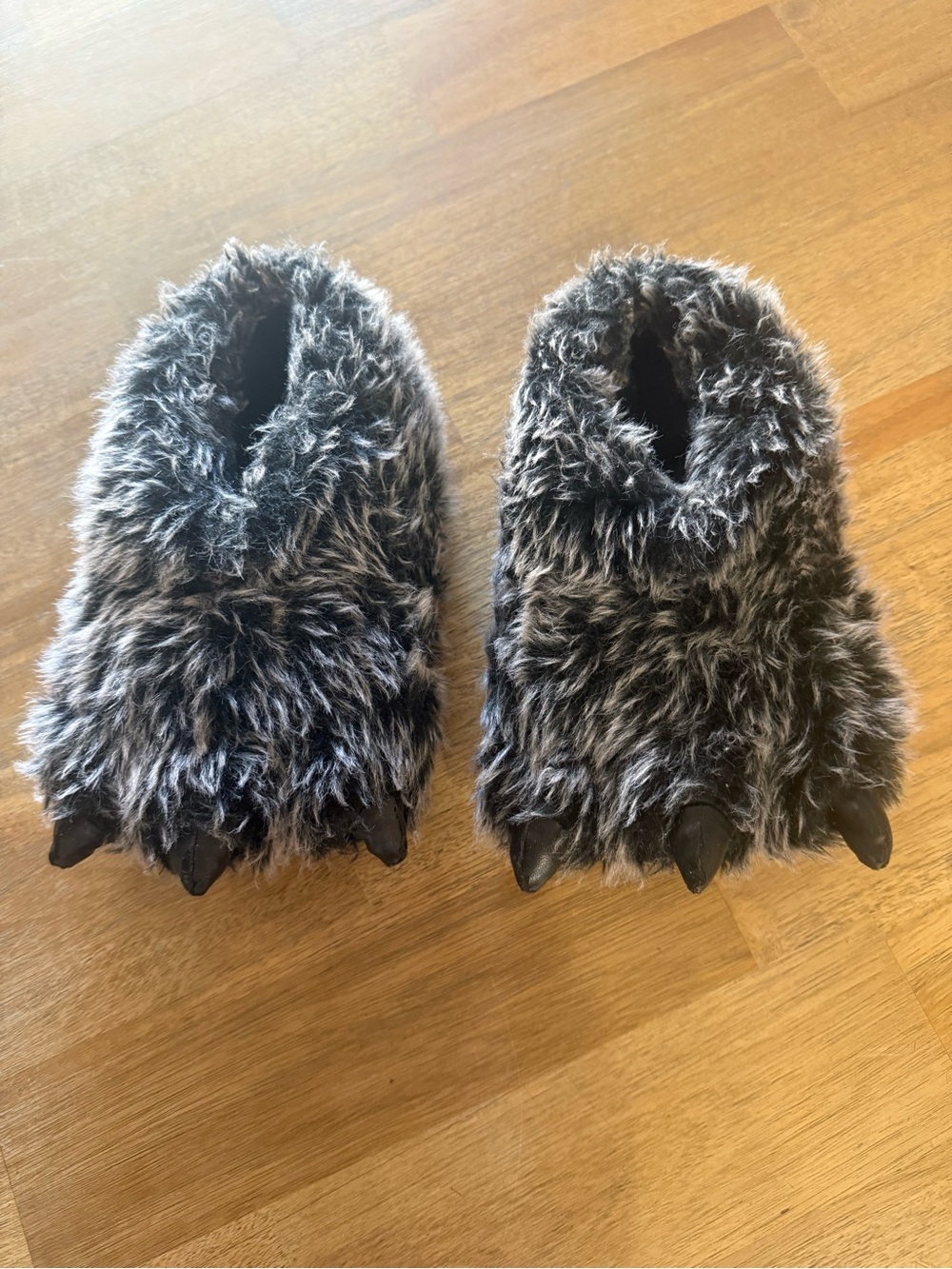 Plush Monster Paw Kids Slippers - Gray Faux Fur Size 11/12